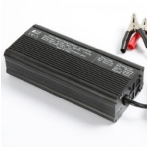 Chargeur de batterie pour batterie LiFePo4 12.8V 25.6Volt 38.4Volt 51.2V